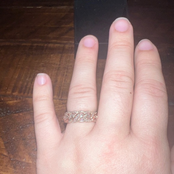 10K Rose Gold 1/3 CT T.W. Diamond Wave Ring in: Size 6 - Picture 3 of 3